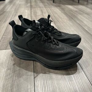 Nike Zoom Double Stacked